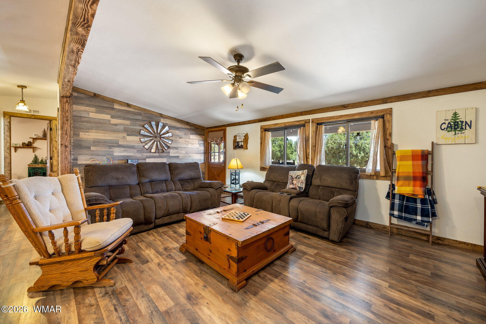 2191 Gingerbread Trail Overgaard, AZ 85933 - Photo 2 of 34