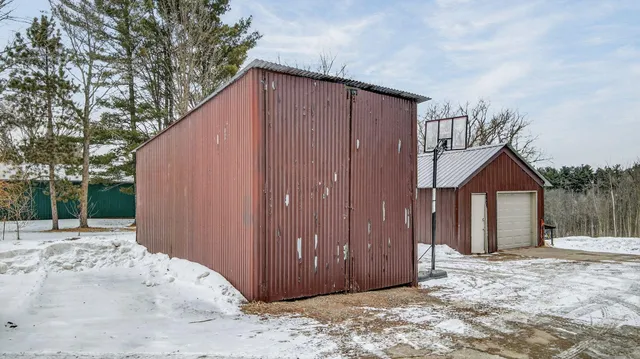 $282,500 | 901 South Riverside Drive, Cornell, WI 54732