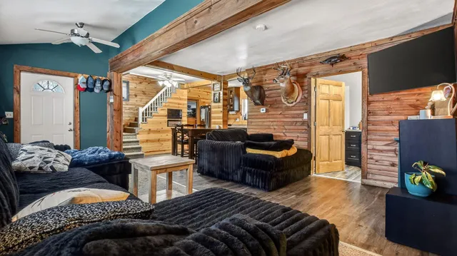 $282,500 | 901 South Riverside Drive, Cornell, WI 54732