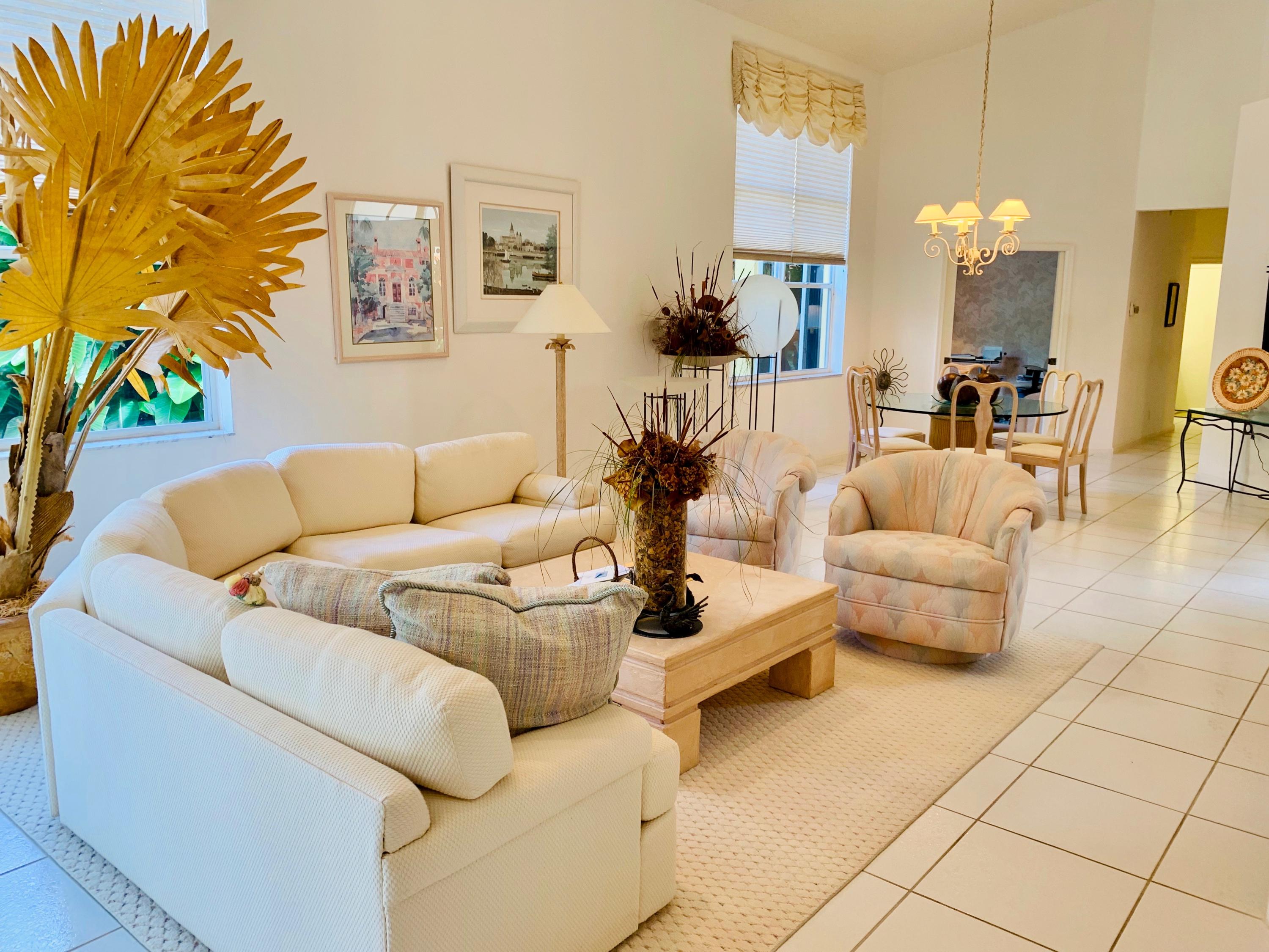 6661 Northwest 25th Court Boca Raton, FL 33496 - Photo 14 of 24 Living 4