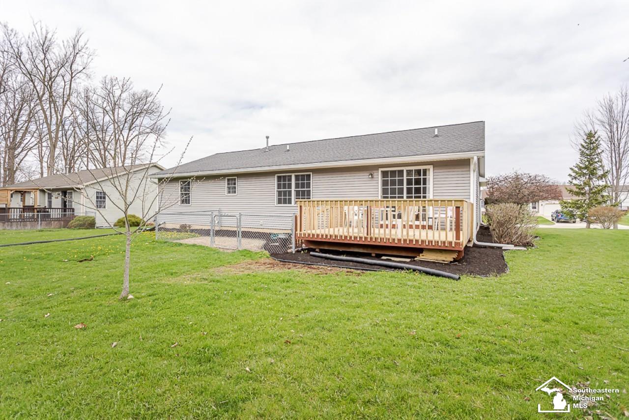 1897 Allan Street Adrian, MI 49221 - Photo 28 of 32