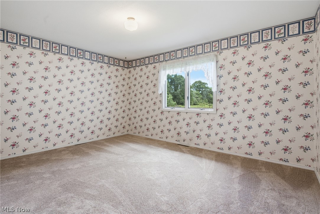 18330 Shaw Road Chagrin Falls, OH 44023 - Photo 23 of 35