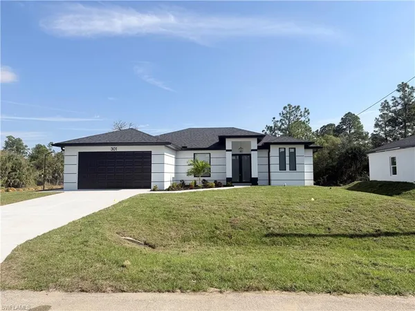 $379,899 | 301 Long Avenue, Lehigh Acres, FL 33974