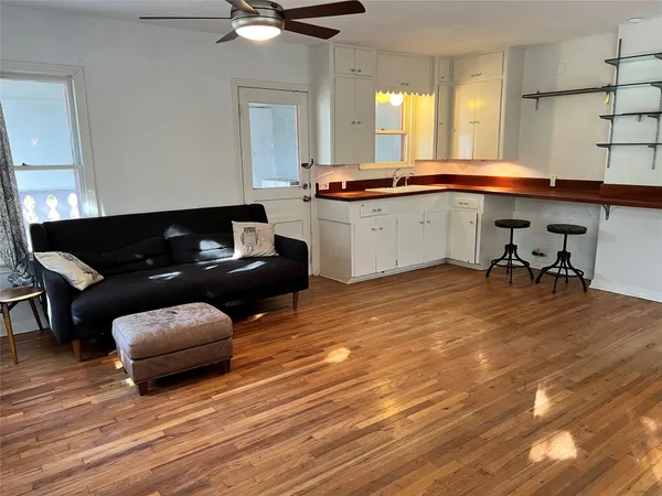 $2,350 | 4407 Lareina Drive, Austin, TX 78745