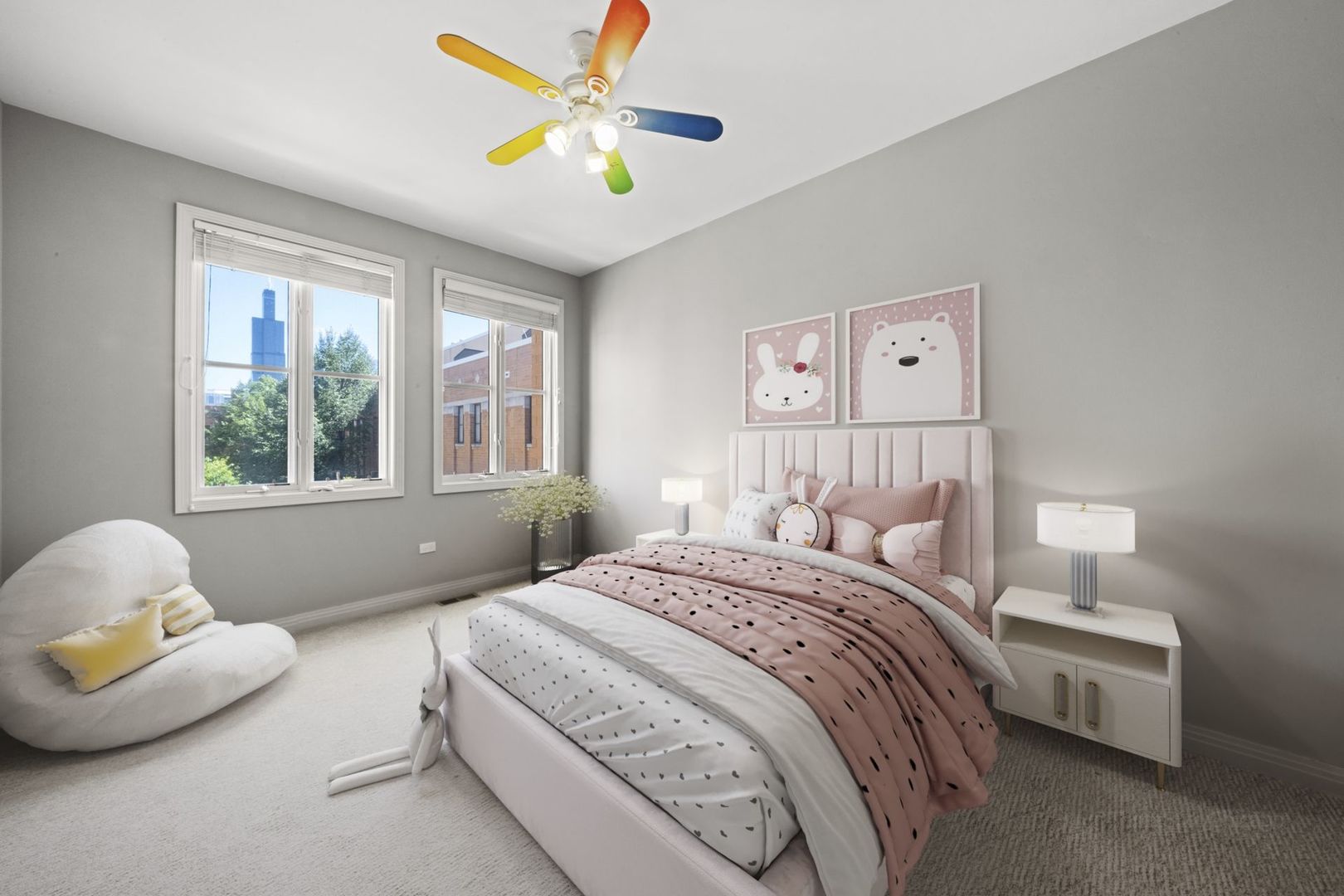 1137 West Monroe Street, Unit 17 Chicago, IL 60607 - Photo 20 of 41 a bedroom with a bed and a window