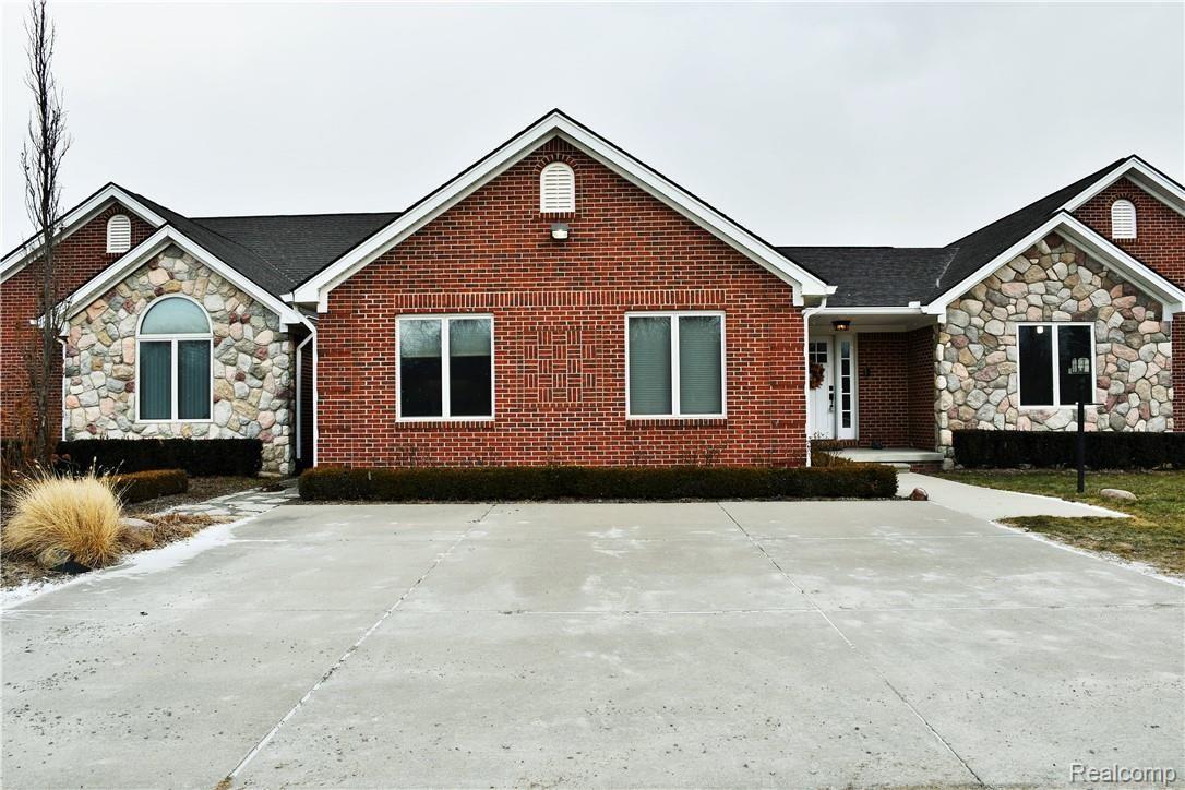 58440 Ray Center Road Ray, MI 48096 - Photo 5 of 76 DSC_8628 (2).JPG
