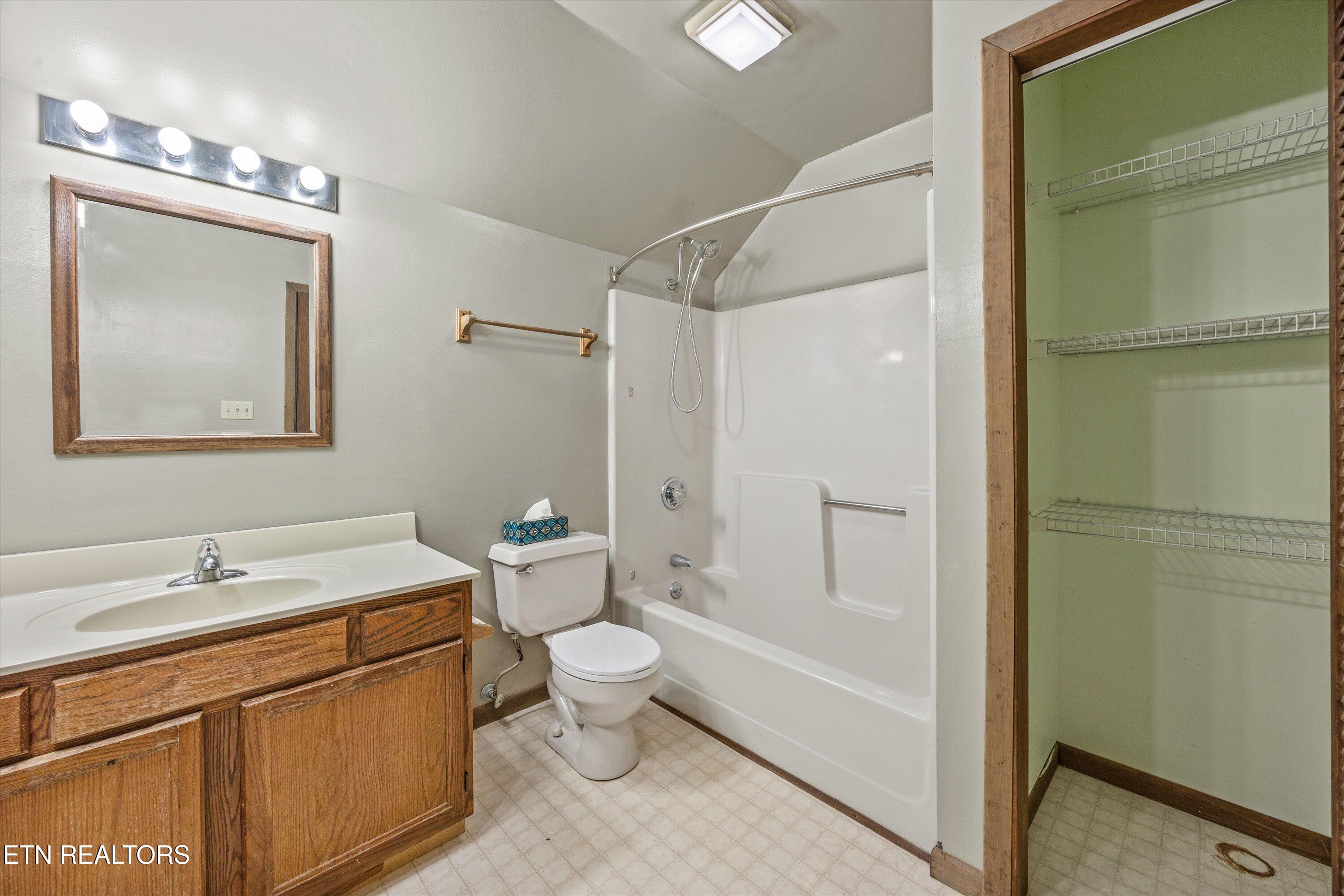112 Nasson Lane Oak Ridge, TN 37830 - Photo 19 of 20 2300