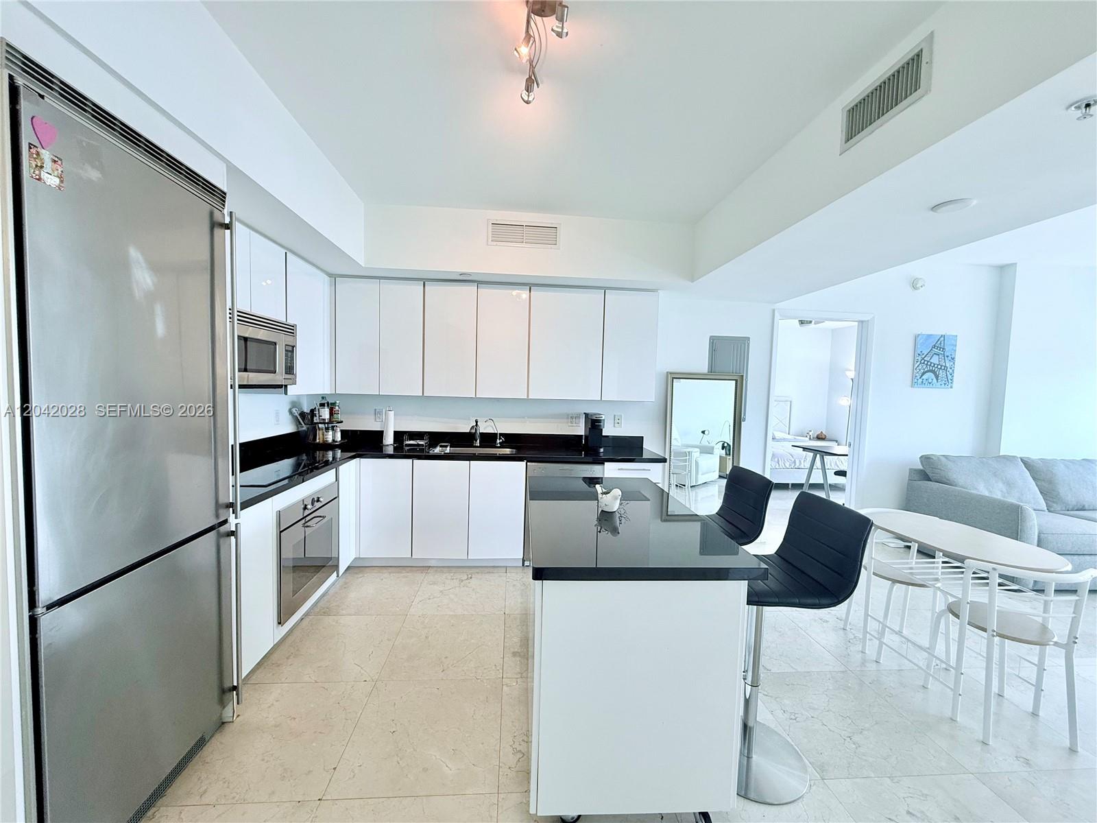 92 Southwest 3rd Street, Unit 4311 Miami, FL 33130 - Photo 8 of 54