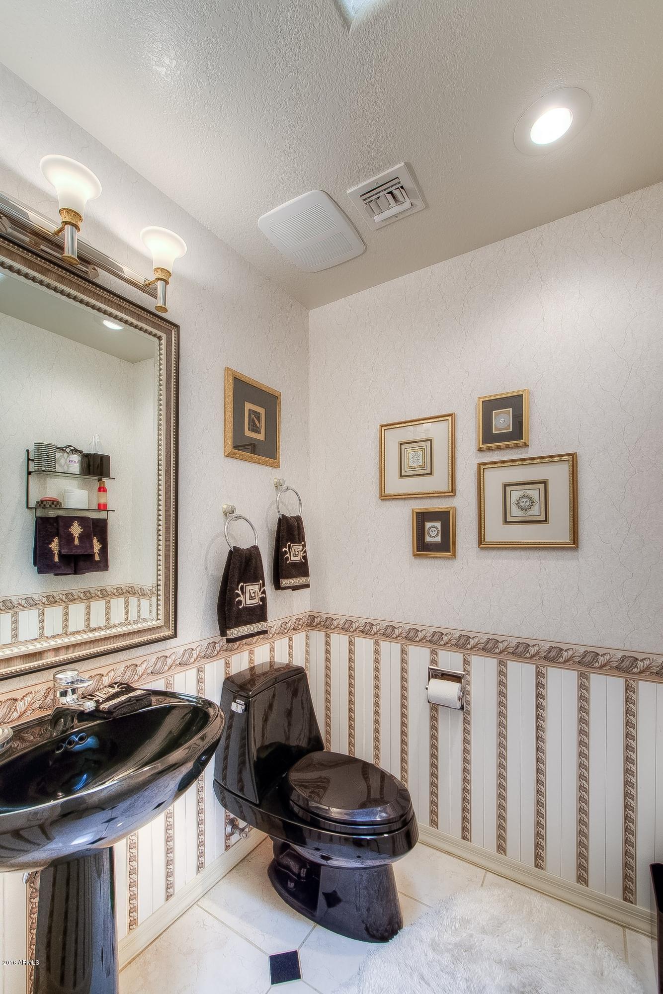 27601 North Azatlan Drive Rio Verde, AZ 85263 - Photo 19 of 29 Power Room