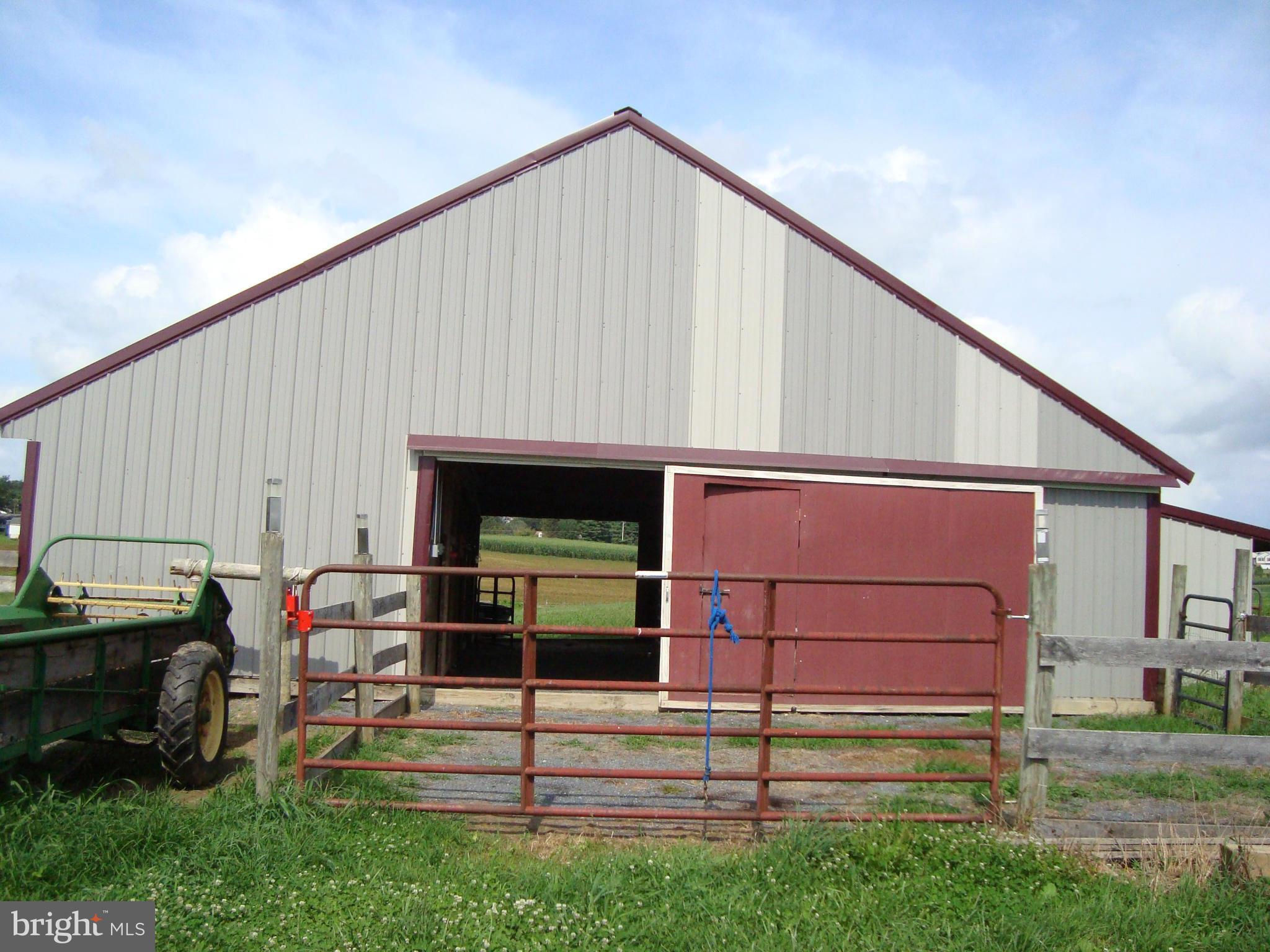 2529 Uniontown Road Westminster, MD 21158 - Photo 2 of 9 Horse barn exterior