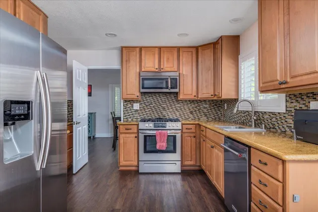 $650,000 | 49070 Tango Court, La Quinta, CA 92253