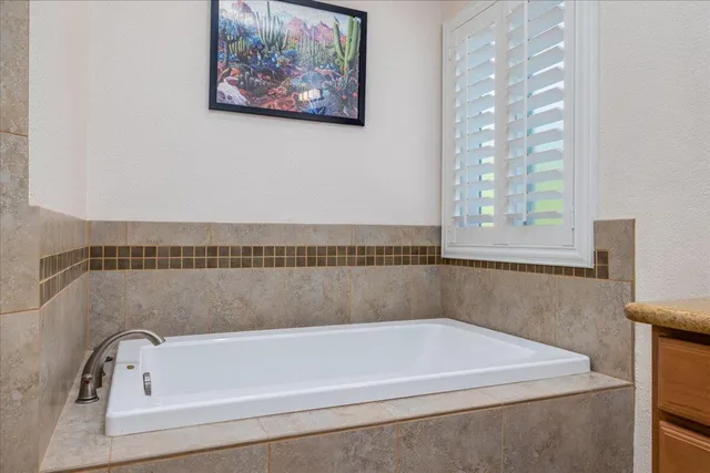 $650,000 | 49070 Tango Court, La Quinta, CA 92253