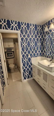 $2,300 | 2880 South Atlantic Avenue, Unit 102, Cocoa Beach, FL 32931