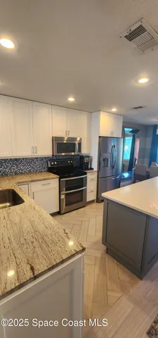 $2,300 | 2880 South Atlantic Avenue, Unit 102, Cocoa Beach, FL 32931