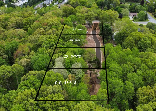 $899,999 | 2389 Dunnigan Avenue Northeast, Grand Rapids, MI 49525