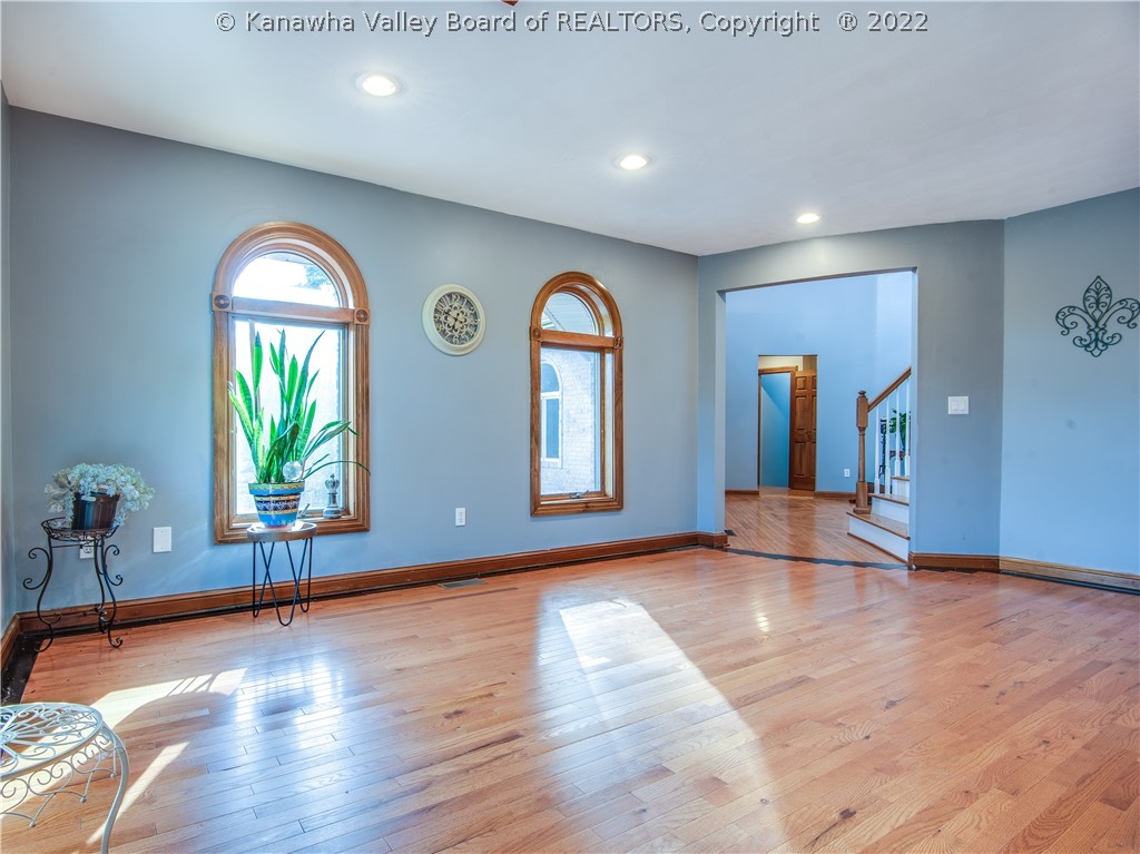 2299 Scott Depot Road Scott Depot, WV 25560 - Photo 7 of 34 Gallery Image 7