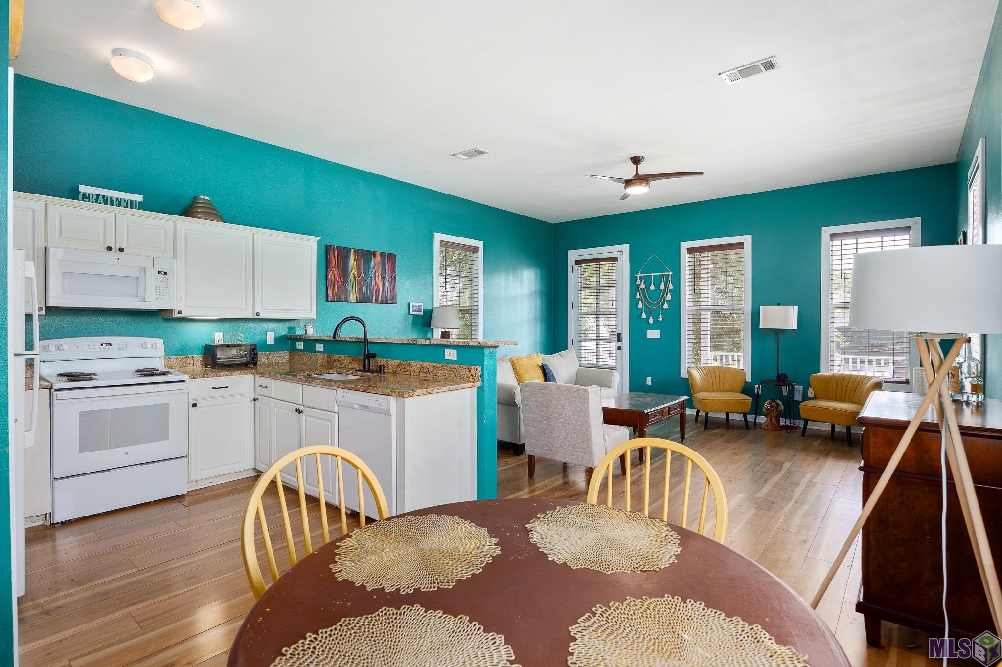 9352 Martinique Drive Baton Rouge, LA 70810 - Photo 17 of 21
