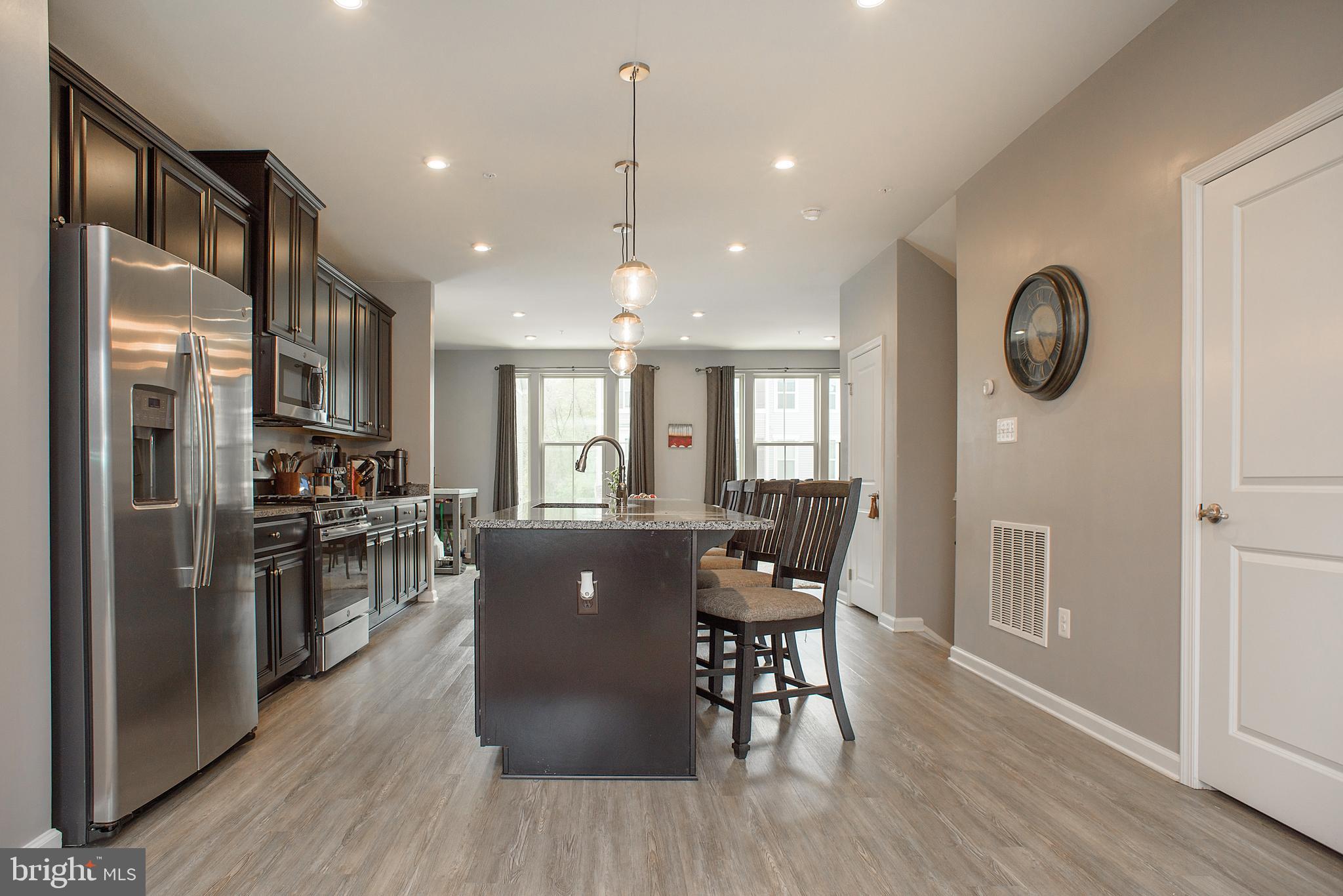 8268 Kippis Road Millersville, MD 21108 - Photo 3 of 37