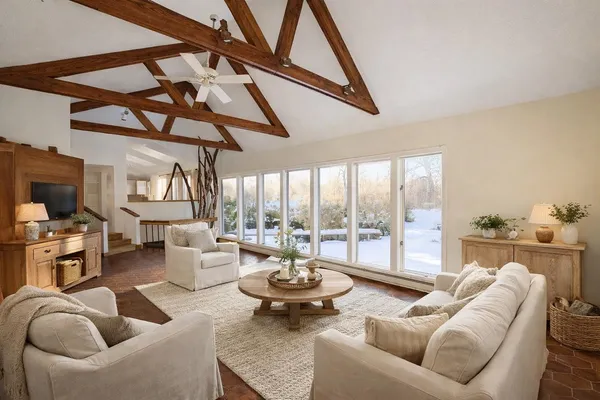 $1,400,000 | 12 South Bow Road, Bow, NH 03304