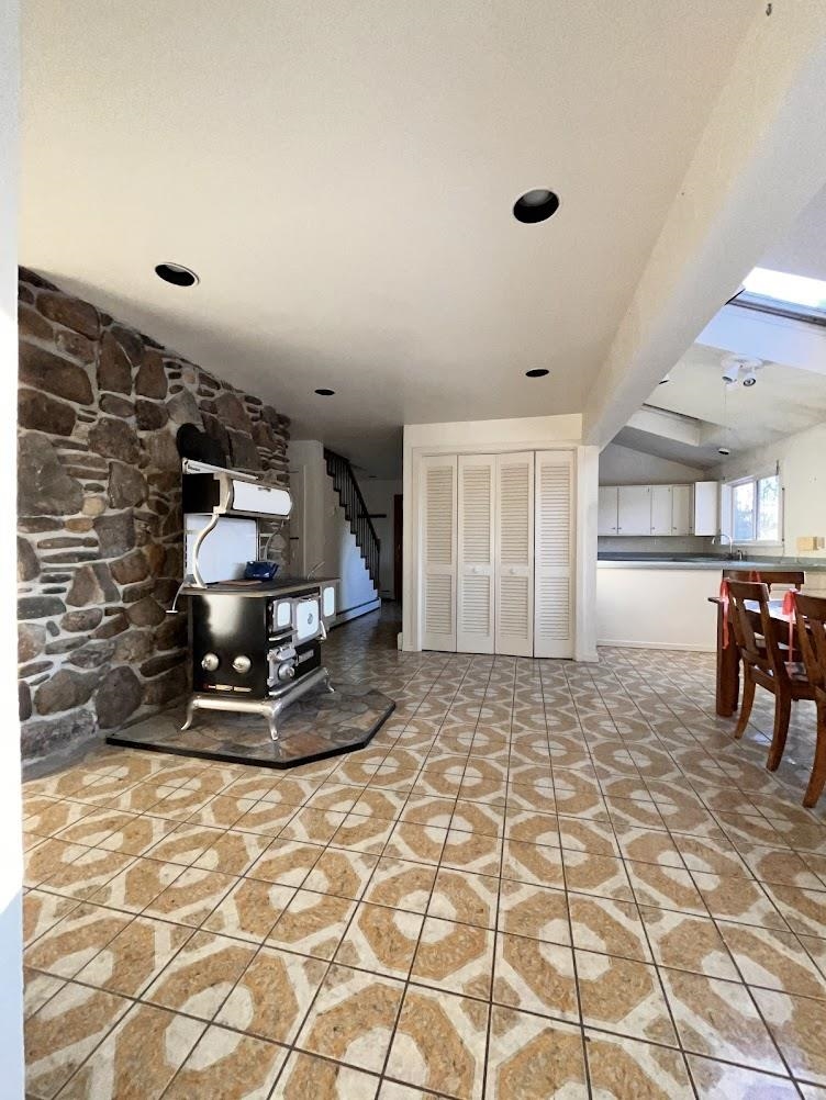 12 South Bow Road Bow, NH 03304 - Photo 5 of 55