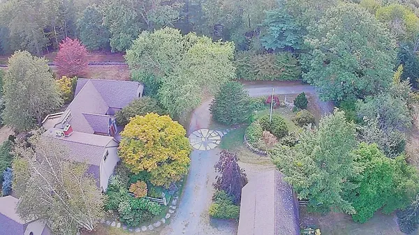 $1,400,000 | 12 South Bow Road, Bow, NH 03304