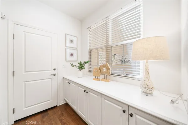 $1,260,000 | 204 Kempton, Irvine, CA 92620