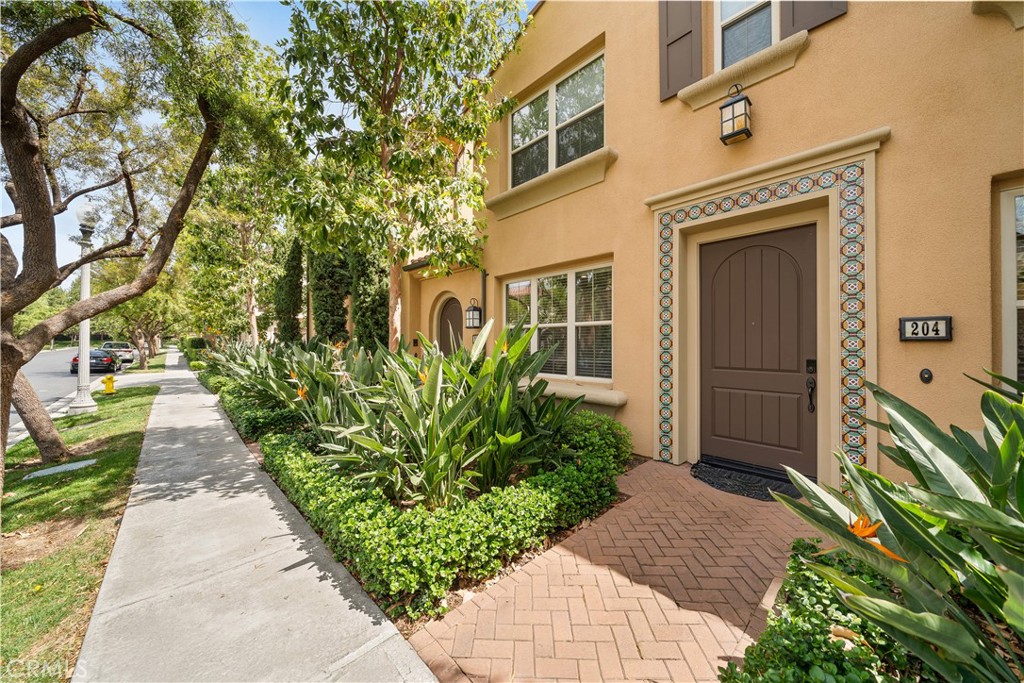 204 Kempton Irvine, CA 92620 - Photo 34 of 48