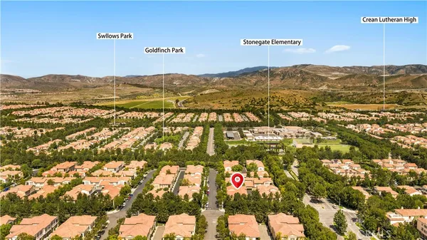 $1,260,000 | 204 Kempton, Irvine, CA 92620