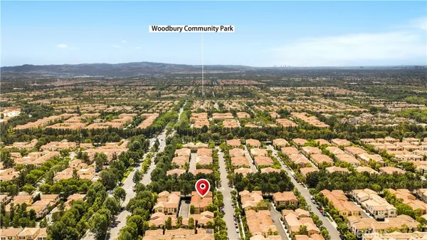 $1,260,000 | 204 Kempton, Irvine, CA 92620