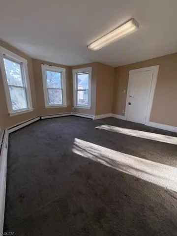 $2,000 | 16 Lincoln Place, Clifton, NJ 07011