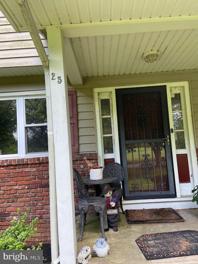 25 Fran Avenue Ewing, NJ 08618 - Photo 2 of 21