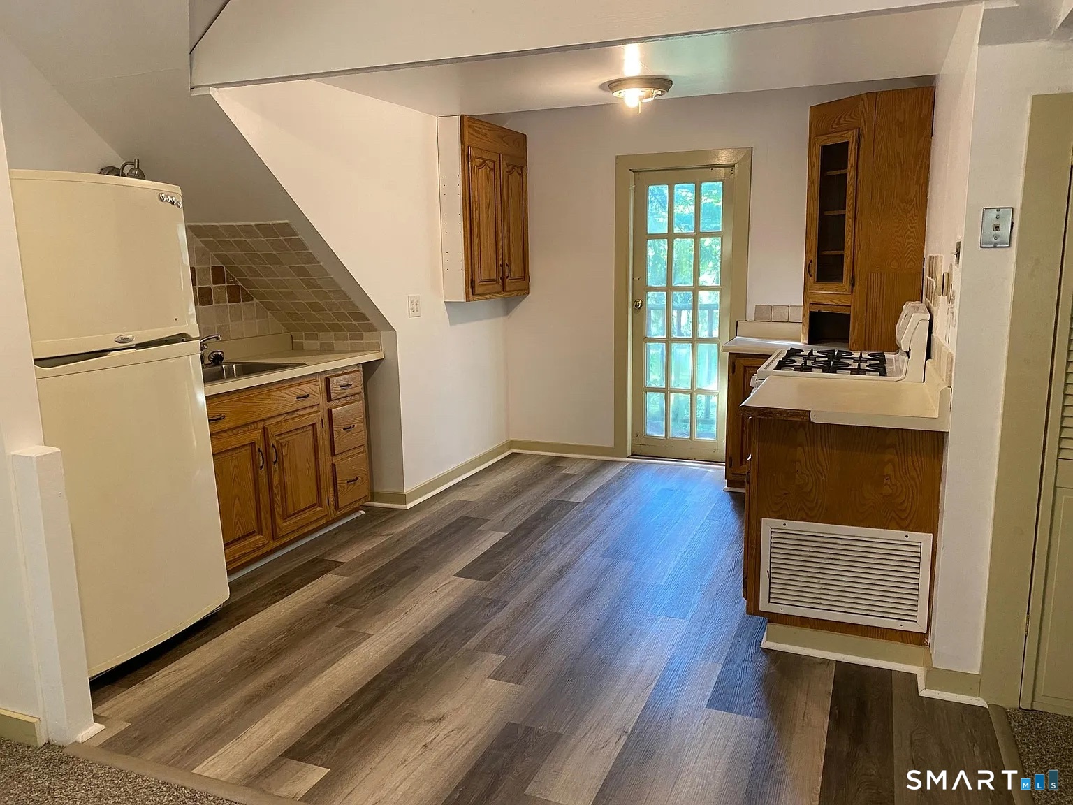 44 A Wolfpits Rd. Bethel, CT 06801 - Photo 2 of 11