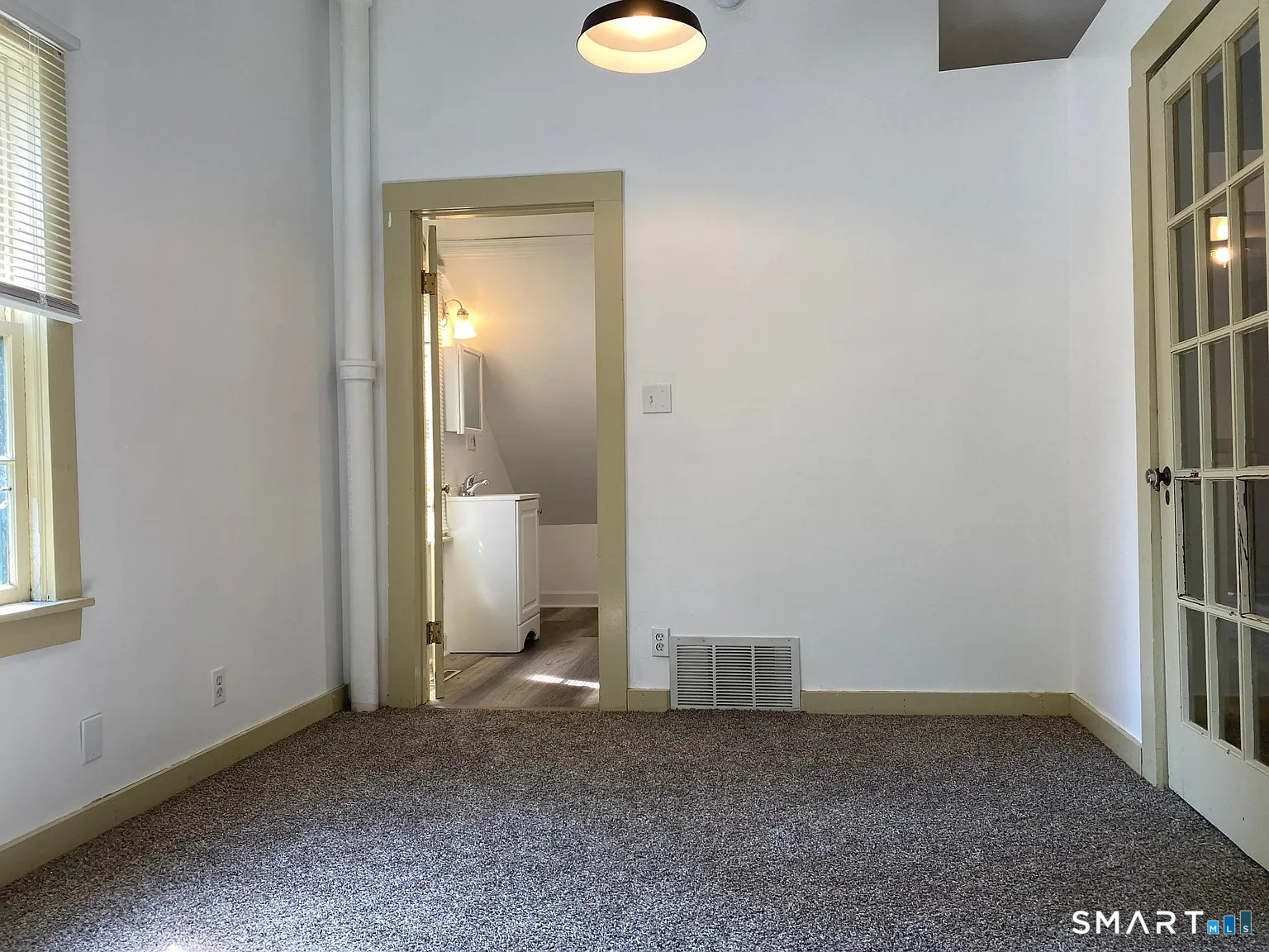 44 A Wolfpits Rd. Bethel, CT 06801 - Photo 8 of 11