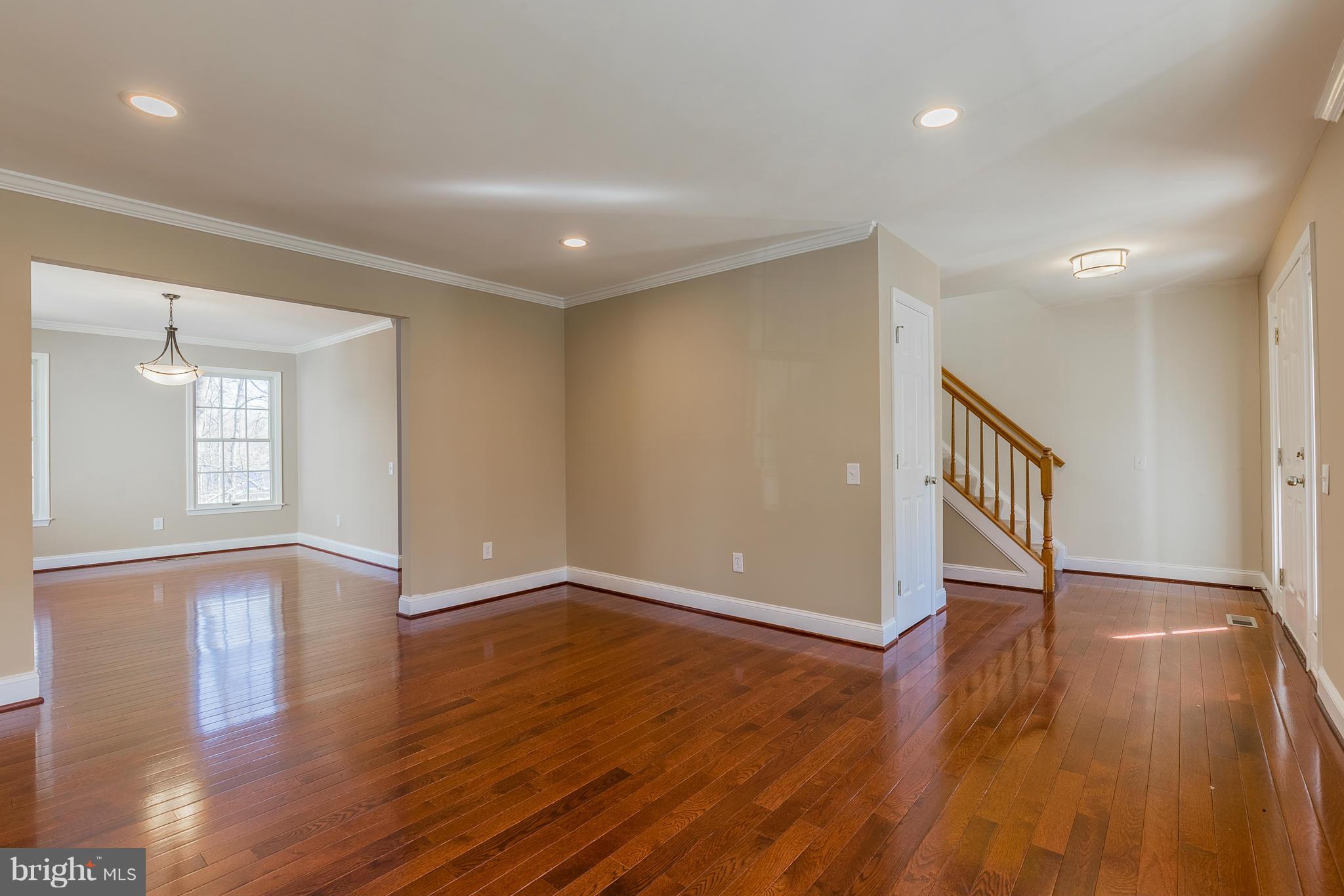 9412 Stoney Ridge Road Springdale, MD 20721 - Photo 9 of 28 Interior (General)