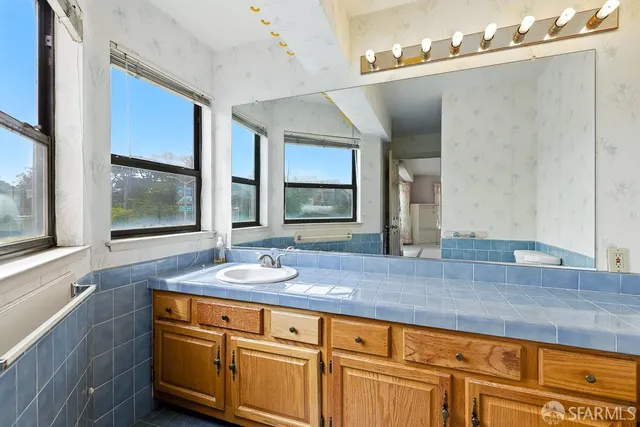 $2,399,000 | 597 Lincoln Way, San Francisco, CA 94122