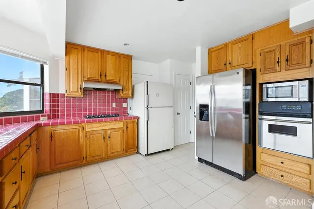 $2,399,000 | 597 Lincoln Way, San Francisco, CA 94122