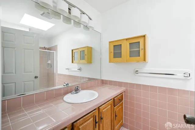 $2,399,000 | 597 Lincoln Way, San Francisco, CA 94122