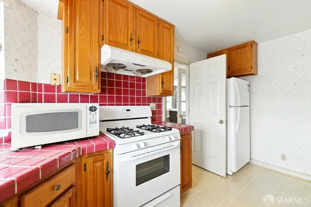 $2,399,000 | 597 Lincoln Way, San Francisco, CA 94122