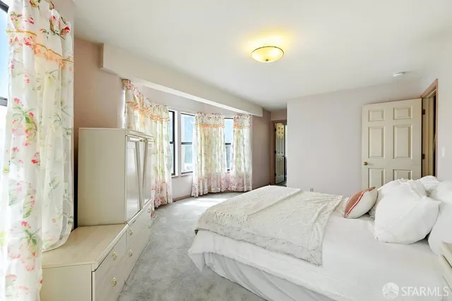 $2,399,000 | 597 Lincoln Way, San Francisco, CA 94122