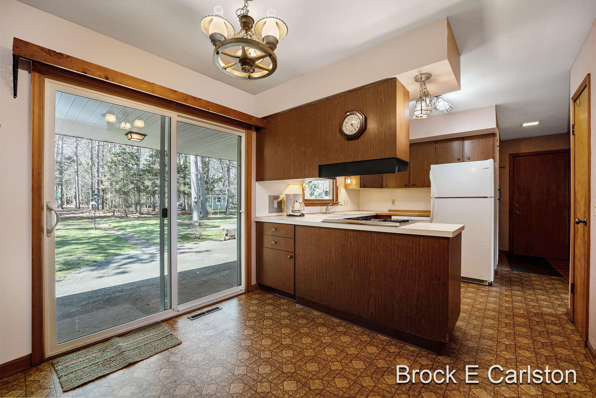 1645 Ritter Drive Muskegon, MI 49441 - Photo 12 of 38 DSC08824