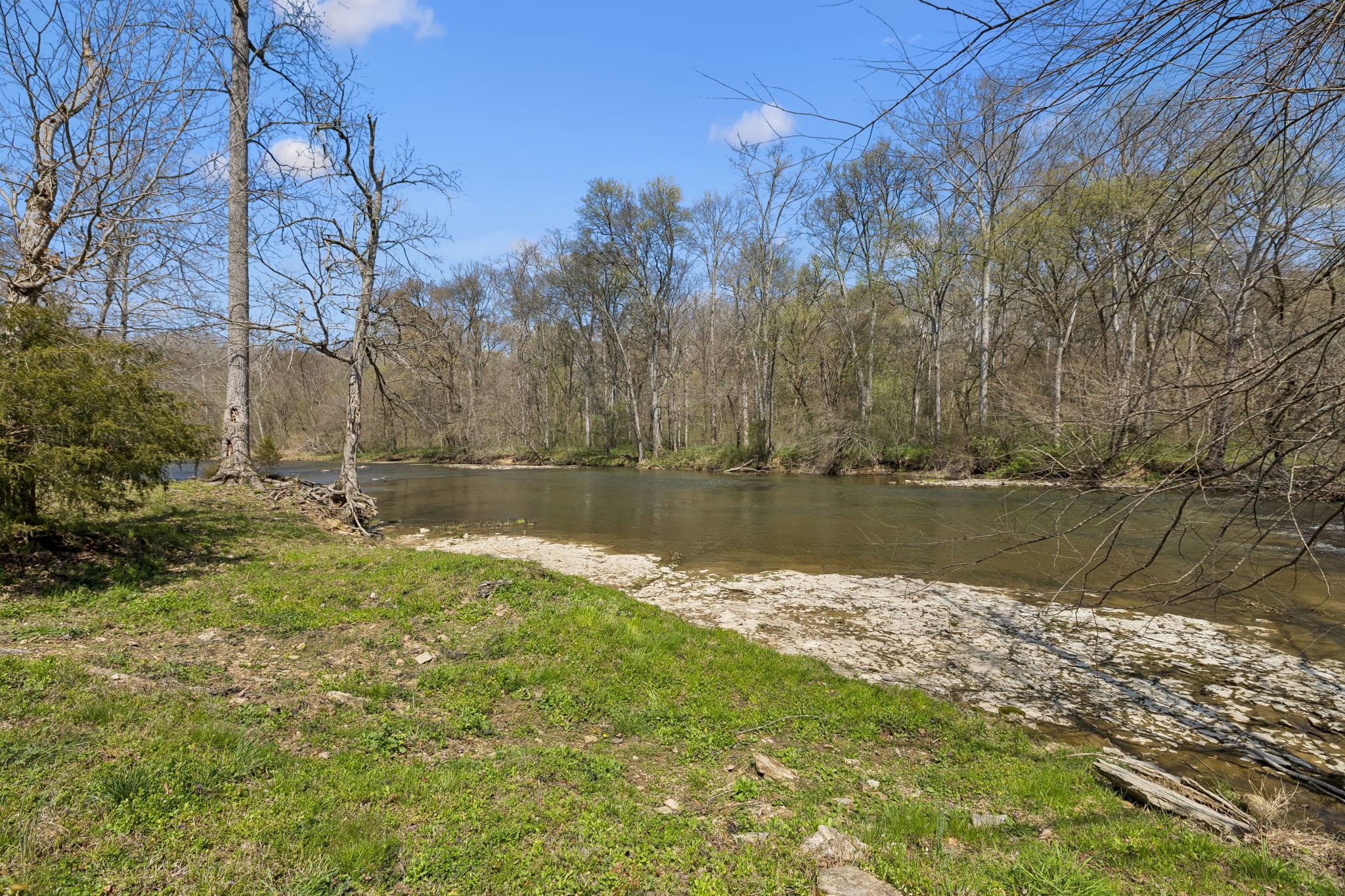 506 Tablerock Road Hohenwald, TN 38462 - Photo 11 of 64 a lake view with mountain view