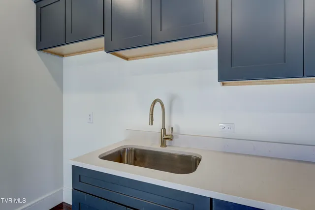 $1,325,000 | 1217 Brumit Fields, Johnson City, TN 37615