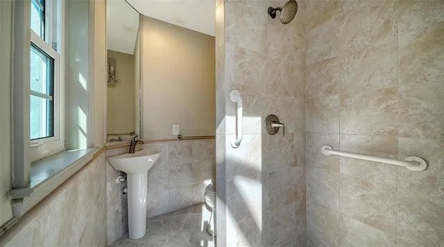 $1,750,000 | 76 Osprey Point Drive, Osprey, FL 34229