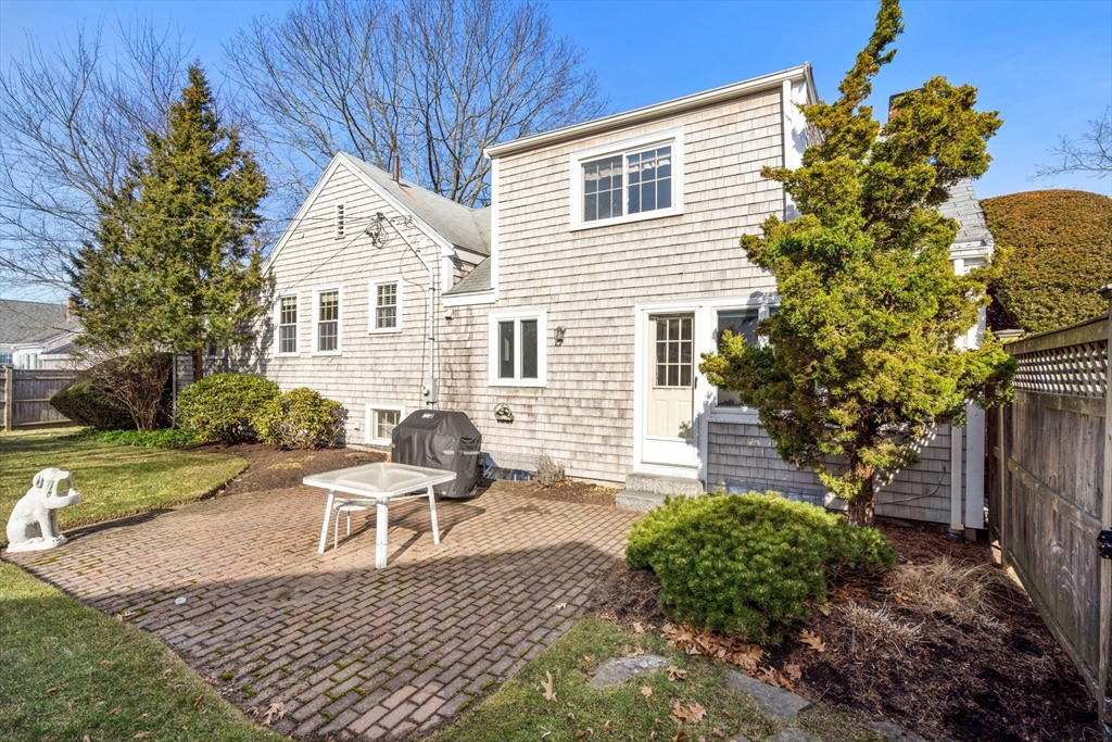 27 Cornell Road Marblehead, MA 01945 - Photo 3 of 34 a house view with a outdoor space
