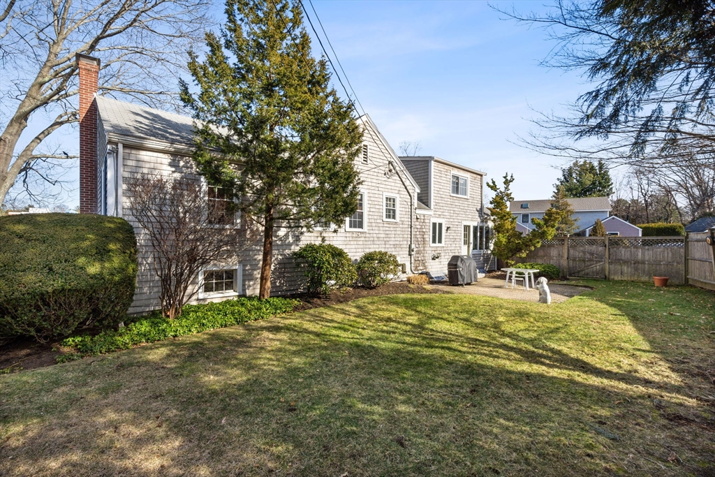 27 Cornell Road Marblehead, MA 01945 - Photo 4 of 34 a view of a house with a yard