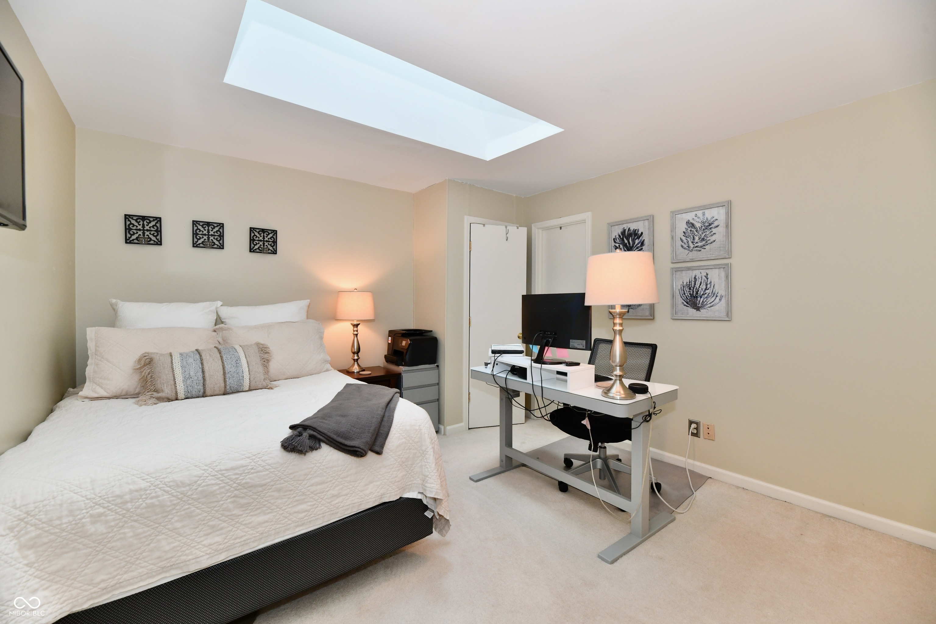 12427 Charing Cross Road Carmel, IN 46033 - Photo 19 of 22