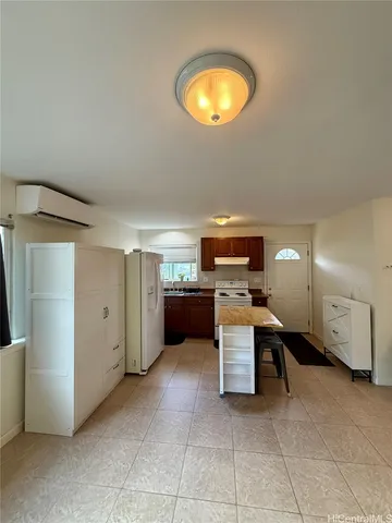 $3,300 | 1774 Palolo Avenue, Honolulu, HI 96816
