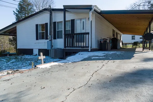 $230,000 | 311 Dean Drive, Ten Mile, TN 37880