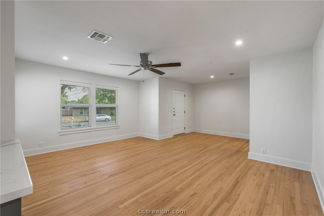203 Dunn Street Bryan, TX 77801 - Photo 7 of 23 Gallery Image 7
