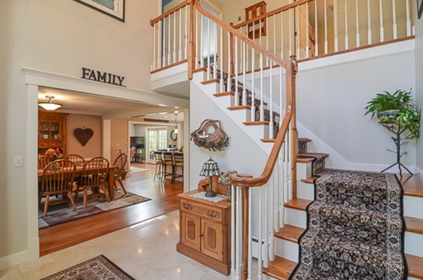 13 Ridge Road Hopkinton, MA 01748 - Photo 3 of 26 Gallery Image 3